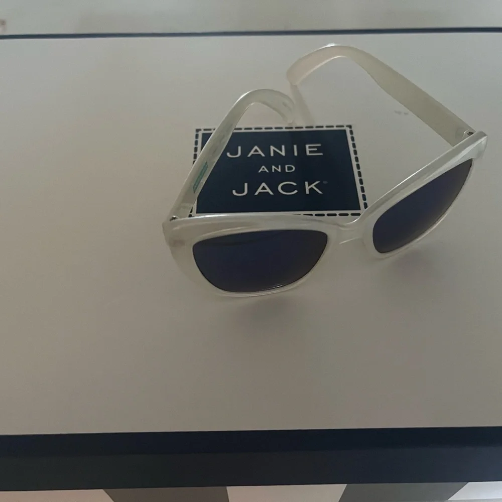 Janie and Jack sunglasses